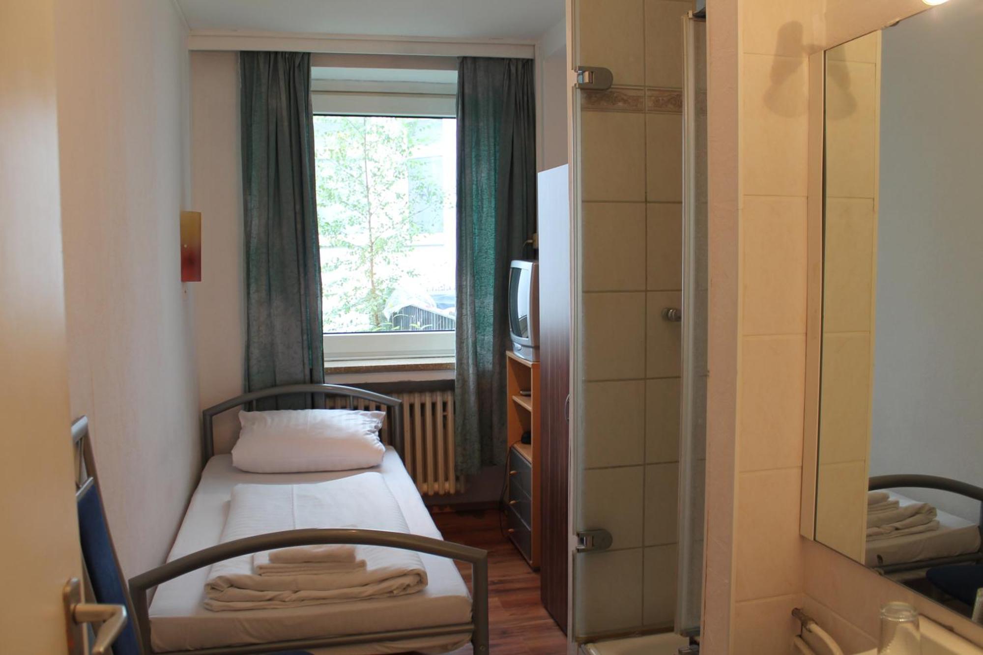 Hotel Lilienhof Hambourg Extérieur photo