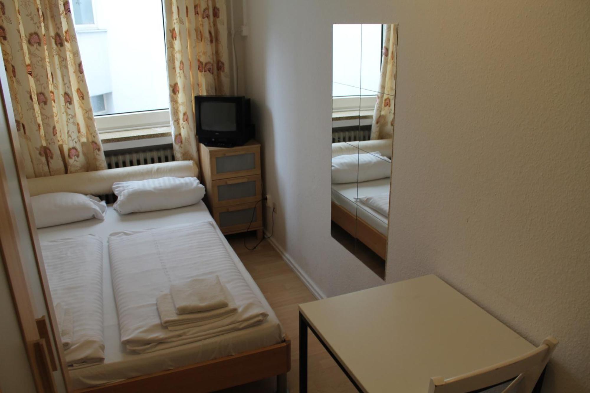 Hotel Lilienhof Hambourg Extérieur photo