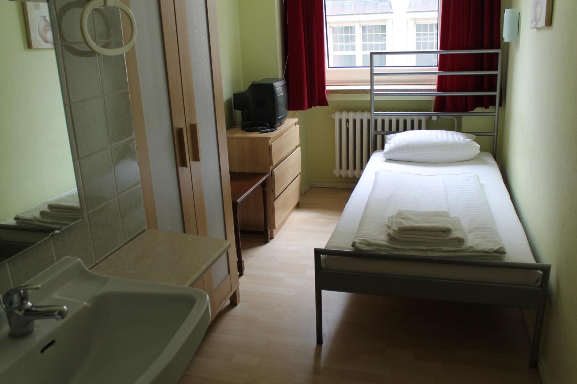 Hotel Lilienhof Hambourg Extérieur photo